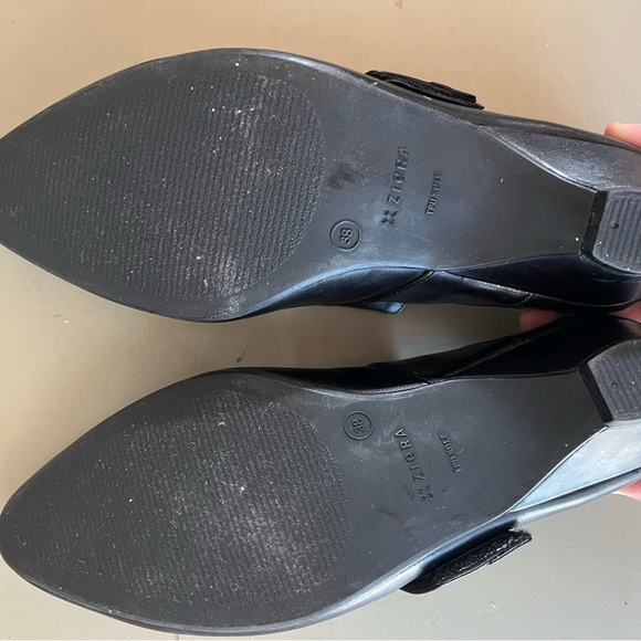 Ziera Mary Jane Strap Leather Shoes size 38EU/7.5 US - Picture 5 of 9
